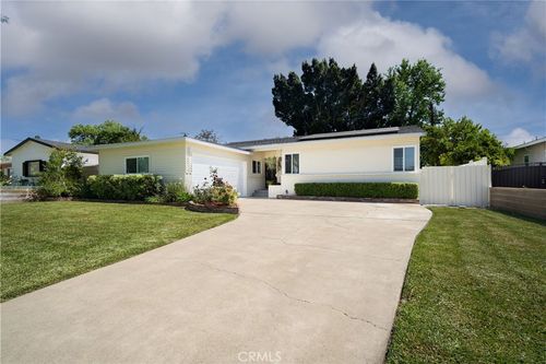 1626 Grove Pl, Fullerton, CA, 92831 | Card Image