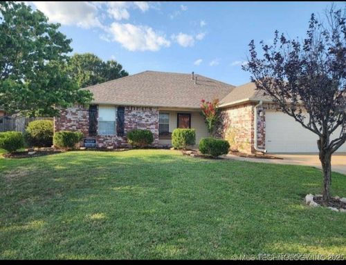 10911 E 118th Ct N, Collinsville, OK, 74021-4898 | Card Image