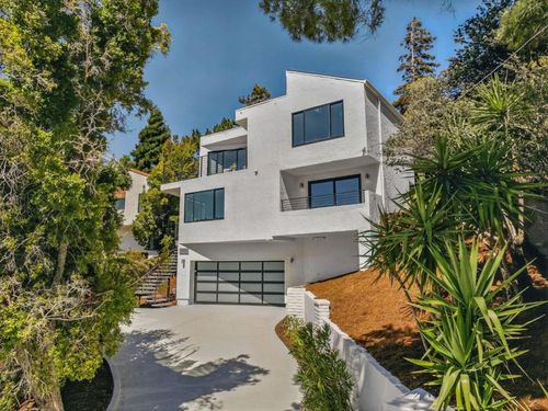 324 Clifton Ave, San Carlos, CA, 94070-1749 | Card Image