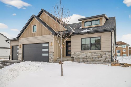 15251 110th Ave N, Osseo, MN, 55369-5735 | Card Image
