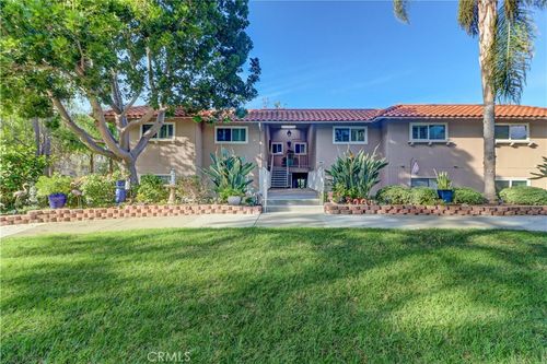 o-881 Via Mendoza, Laguna Woods, CA, 92637-4700 | Card Image