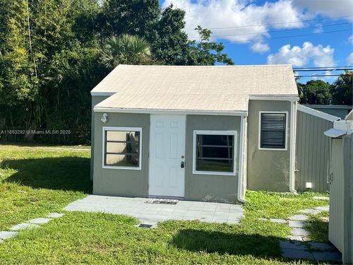 2-500 Sw 10th St, Fort Lauderdale, FL, 33315-1218 | Card Image