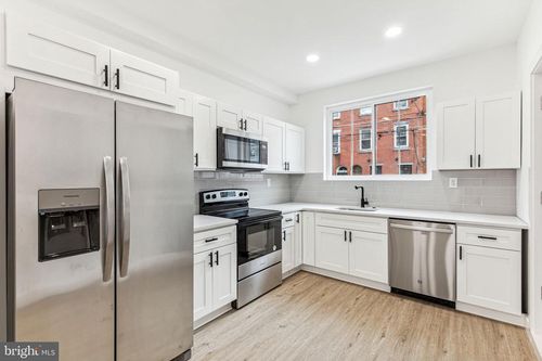 1-2224 N Howard St, PHILADELPHIA, PA, 19133-3746 | Card Image