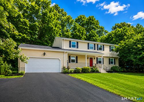 132 Hollyberry Ln, Plainville, CT, 06062-2643 | Card Image
