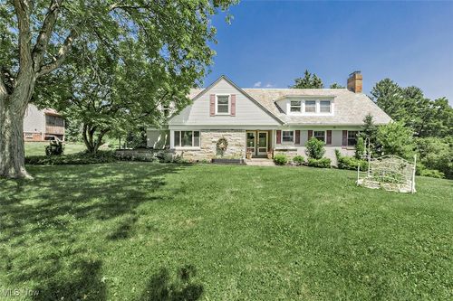 6955 Oakes Rd, Brecksville, OH, 44141-2735 | Card Image