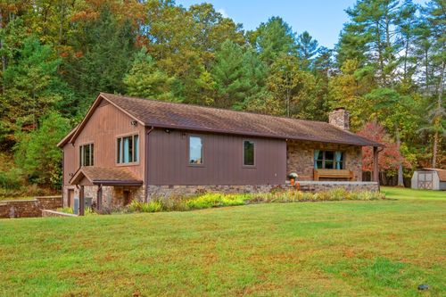 15468 Highland Tpke, Head Waters, VA, 24442-2221 | Card Image