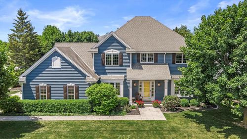 W72N447 Mulberry Avenue, Cedarburg, WI, 53012 | Card Image