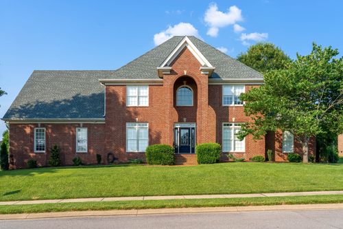 139 Thornwood Pl, Hendersonville, TN, 37075-4629 | Card Image