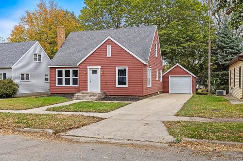 218 N Sherwood St, Ivanhoe, MN, 56142-9573 | Card Image