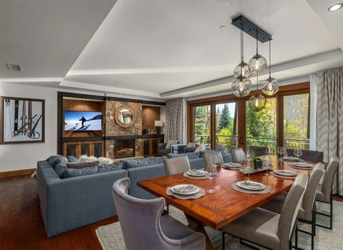 r103-2250 Apres Ski Way, Steamboat Springs, CO, 80487-9001 | Card Image