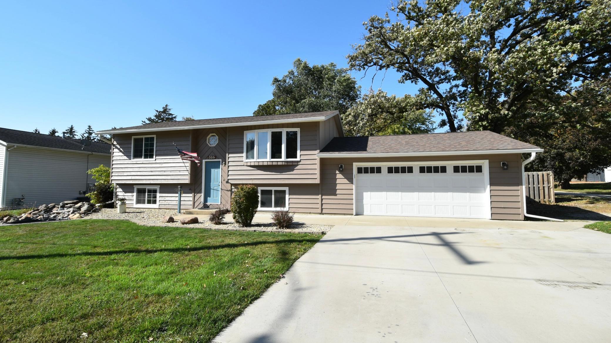 Pearl St, Zumbrota, MN 55992