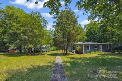 4116 Tuffy Ln, Charlotte, NC, 28278-9282 | Card Image