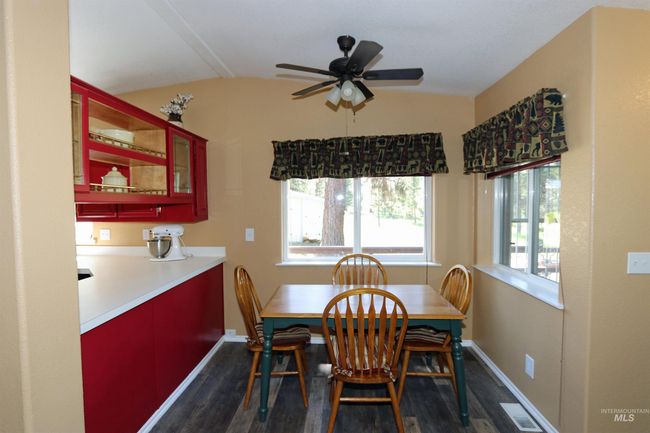 43529 Yellow Pine Ave, House other with 2 bedrooms, 2 bathrooms and 2 parking in Winchester ID | Image 8