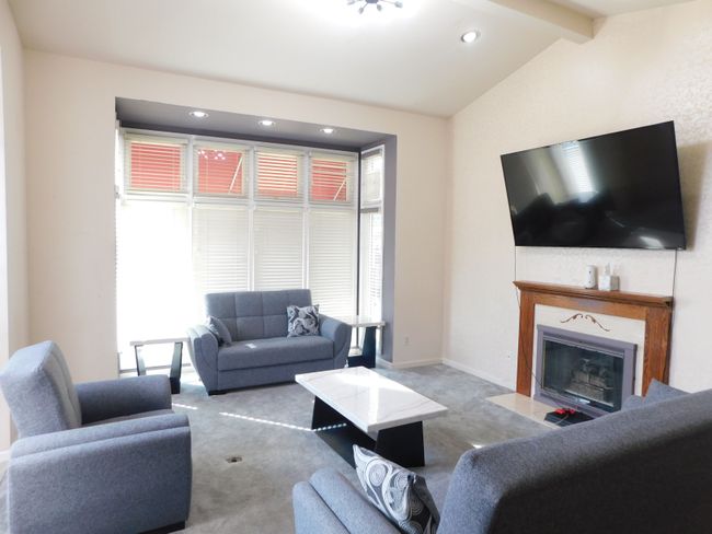16567 Sarjay Dr, Condo with 2 bedrooms, 3 bathrooms and null parking in Clinton Twp MI | Image 15