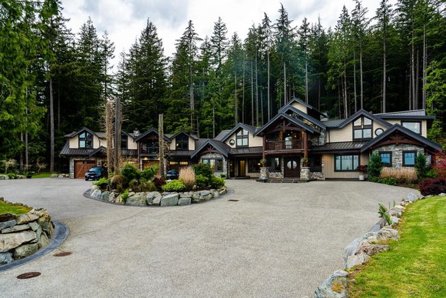 3299 Black Bear Way, House other with 6 bedrooms, 6 bathrooms and 10 parking in Anmore BC | Image 3