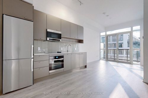 719-3005 Pine Glen Rd, Oakville, ON, L6M5P5 | Card Image