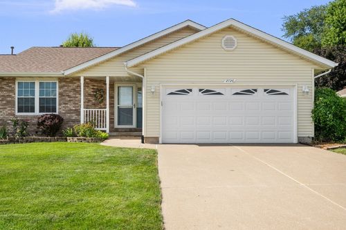 2726-2726 Linwood Ct, Davenport, IA, 52806-1660 | Card Image