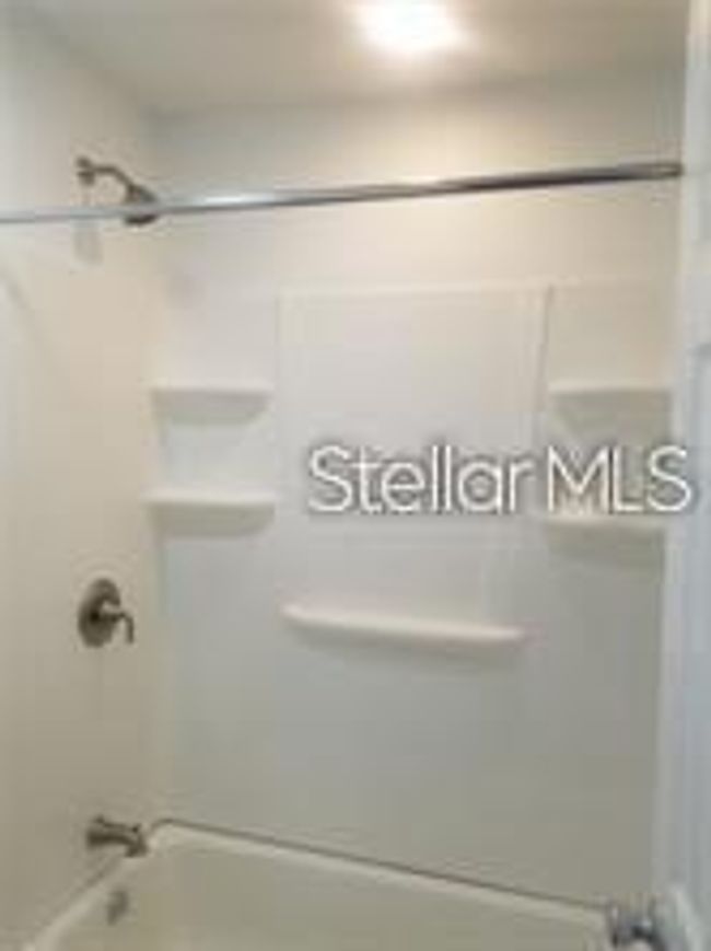 UNIT-105 - 238 Afton Sq, Condo with 1 bedrooms, 1 bathrooms and null parking in ALTAMONTE SPRINGS FL | Image 9