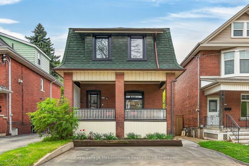 216 Maplewood Ave, Hamilton, ON, L8M1X8 | Card Image