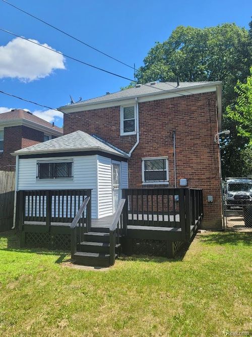 18011 Appoline St, Detroit, MI, 48235-1412 | Card Image