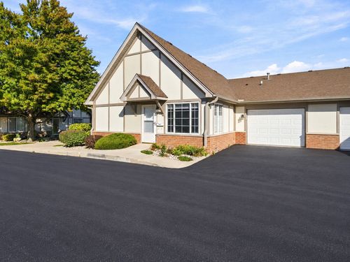 1684-1684 Willow Circle Dr, Crest Hill, IL, 60403-2087 | Card Image