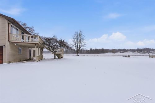 4848 N Verity Rd, Sanford, MI, 48657-9334 | Card Image