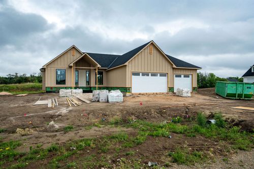 2812 E Kay St, Derby, KS, 67037-4066 | Card Image