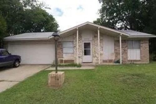 2315 Mccormick St, Denton, TX, 76205-6004 | Card Image