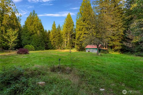 6801 S Pass Rd, Maple Falls, WA, 98266-8105 | Card Image