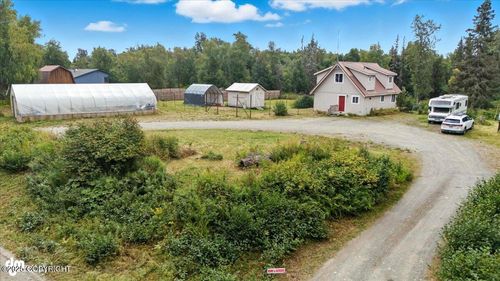 49103 Daniels Lake Rd, Nikiski, AK, 99611-6100 | Card Image