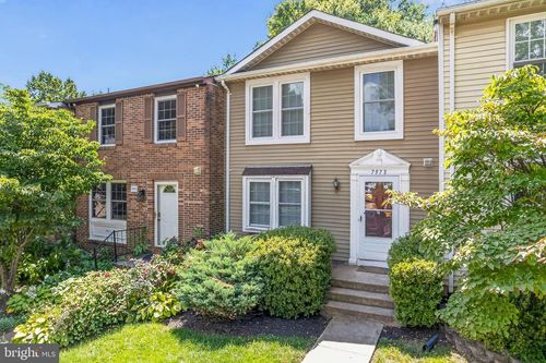 7973 Tyson Oaks Cir, VIENNA, VA, 22182-3937 | Card Image