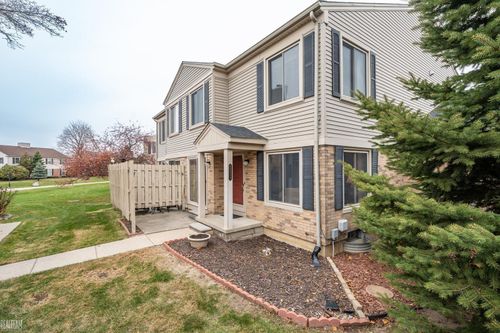 44609 Georgia Ct, Clinton Township, MI, 48038-1073 | Card Image