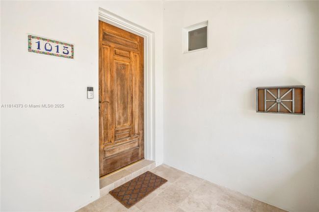 1015 Catalonia Ave, House other with 3 bedrooms, 3 bathrooms and null parking in Coral Gables FL | Image 5