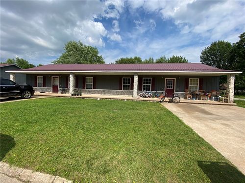 608 Jason Pl, Lincoln, AR, 72744-7001 | Card Image
