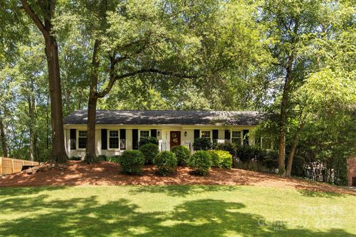1427 Worcaster Pl, Charlotte, NC, 28211-3153 | Card Image