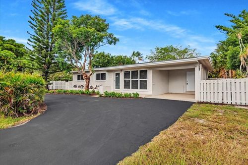 4687 Ne 18th Ave, Oakland Park, FL, 33334-5619 | Card Image