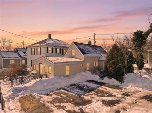 1 Campbell Ct, East Taunton, MA, 02718-1101 | Card Image