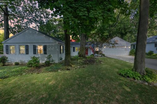 309 Cherry Avenue, Lakeside, OH, 43440 | Card Image