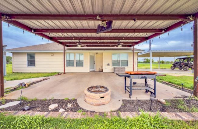 592 S Baese Rd, House other with 3 bedrooms, 2 bathrooms and null parking in Elm Mott TX | Image 26