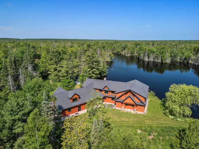 1072 W M 80, House other with 3 bedrooms, 4 bathrooms and null parking in Sault Sainte Marie MI | Image 5