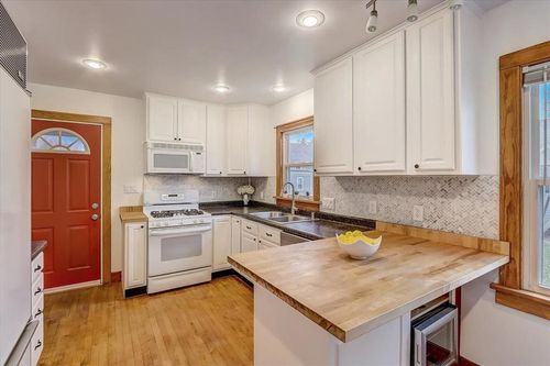 224 S Main Street, OREGON, WI, 53575 | Card Image