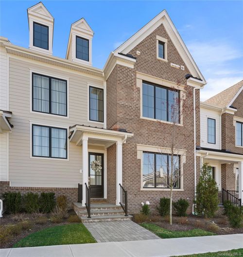 17 Lila Lane, New Castle, NY, 10514 | Card Image