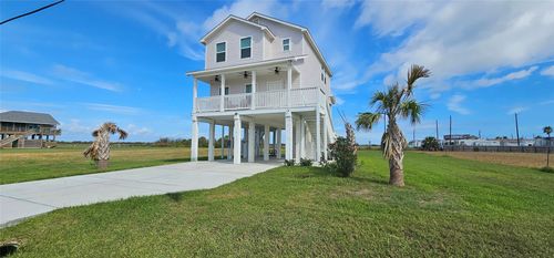 18103 Shaman Dr, Galveston, TX, 77554-1009 | Card Image