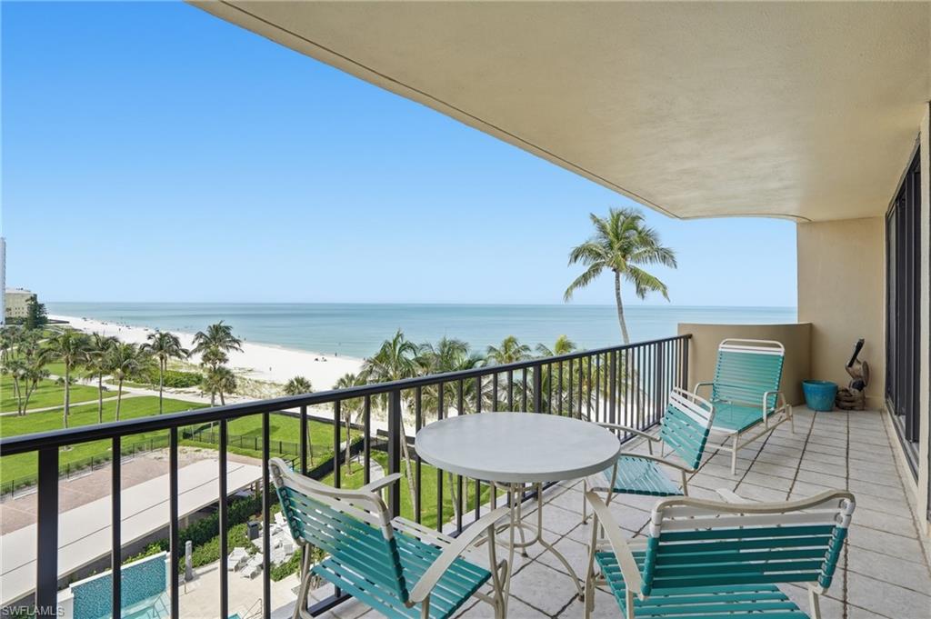 Residential in NAPLES