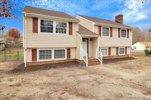 104 Dunshill Rd, Roanoke Rapids, NC, 27870-3224 | Card Image