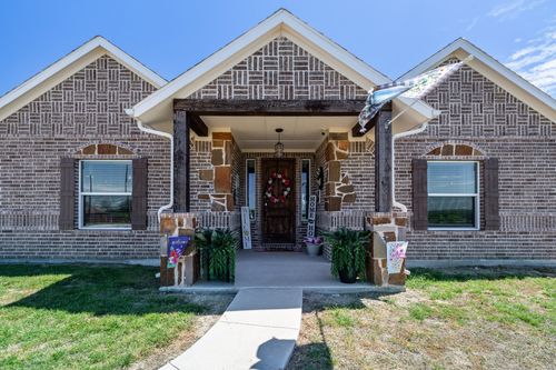 592 Old Agnes Rd, Weatherford, TX, 76088-8254 | Card Image