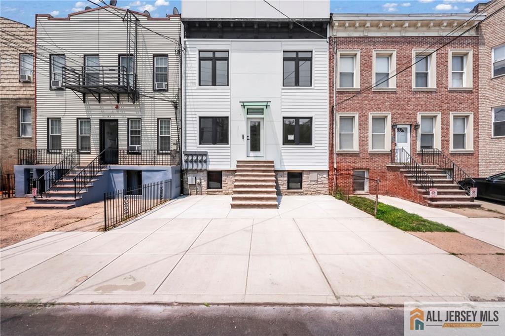 Residential in Jersey City 3