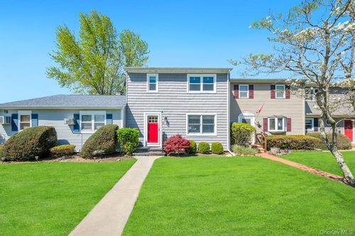 12 Charlottsville Ct, Coram, NY, 11727-1608 | Card Image