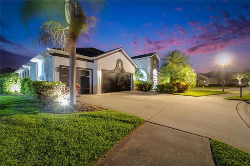 6927 Crestpoint Dr, APOLLO BEACH, FL, 33572-1753 | Card Image