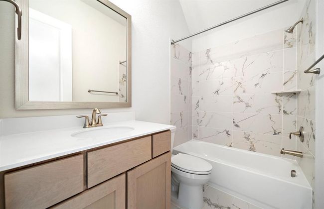 12406 Drifting Oakwood Ln, House other with 4 bedrooms, 3 bathrooms and 3 parking in Cypress TX | Image 32